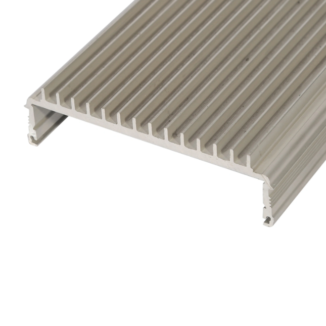 Hochpräzise industrielle Verwendung Aluminium Passen Sie das Extrusionsprofil an besonders anfertigen
