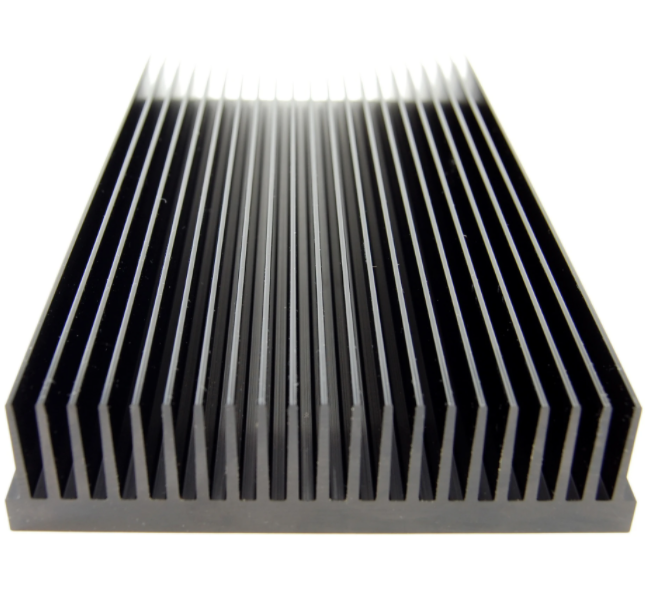 Aluminium-Extrusions-Kühlkörper-Profile mit eloxiertem Ruuted Standard Kühler